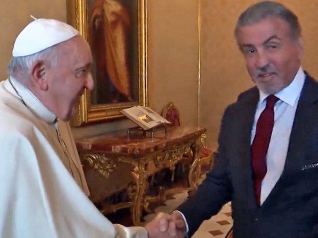 スタローン、パパ様に謁見する