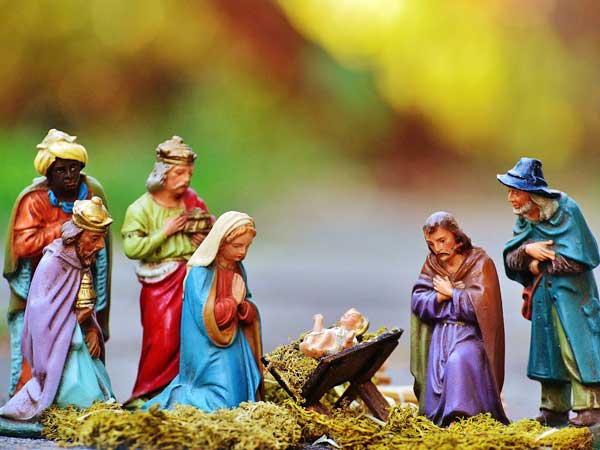 フランシスコ会のプレゼピオ前での祈りで全免償