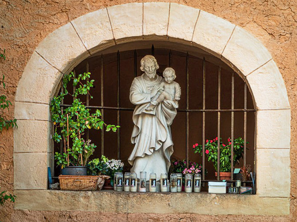 フランス・ベシヨン山での聖ヨセフのご出現