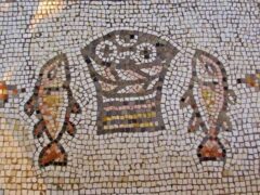 アイキャッチ用　5つのパンと2匹の魚のモザイク